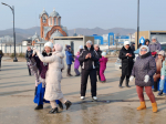 Новогодние гуляния продолжаются на набережной озера Солёного 