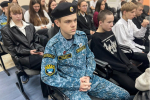 Глава города Тимур Магинский продолжает проводить разговоры о важном со старшеклассниками