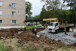 В Находке продолжаются ремонтные работы по благоустройству дворовых территорий