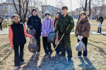 В субботнике в Находке приняли участие депутаты Законодательного собрания Приморского края