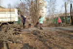 В субботнике в Находке приняли участие депутаты Законодательного собрания Приморского края